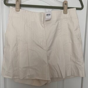 Ann Taylor Ivory Pleated Short